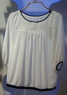 老店新開，品質傳承 專柜正品O LY、V Moda、歐力羽絨服批發零售